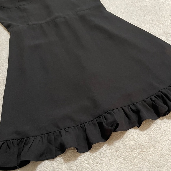 Little Black Mini Dress w/ Sweetheart Neckline and Ruffles Size Small - Picture 6 of 12